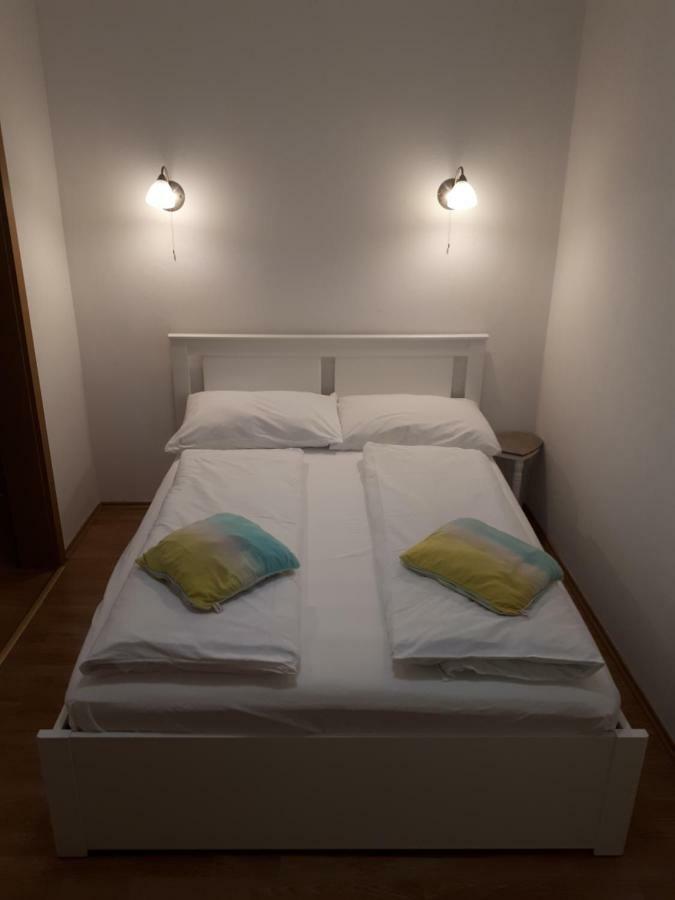 Apartment Viki Makarska Exterior photo